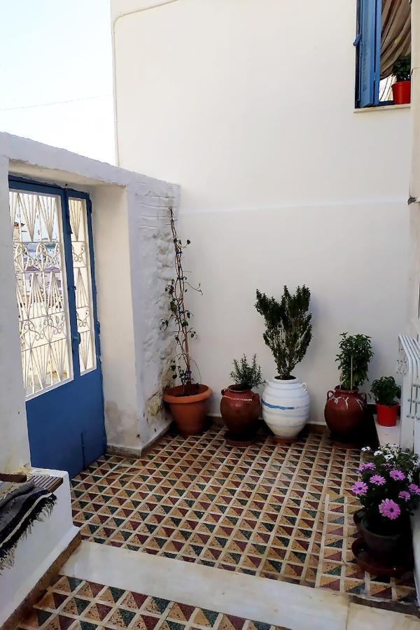 Aithra -Cosy Studio In Centre Of Poros 포로스타운 외부 사진
